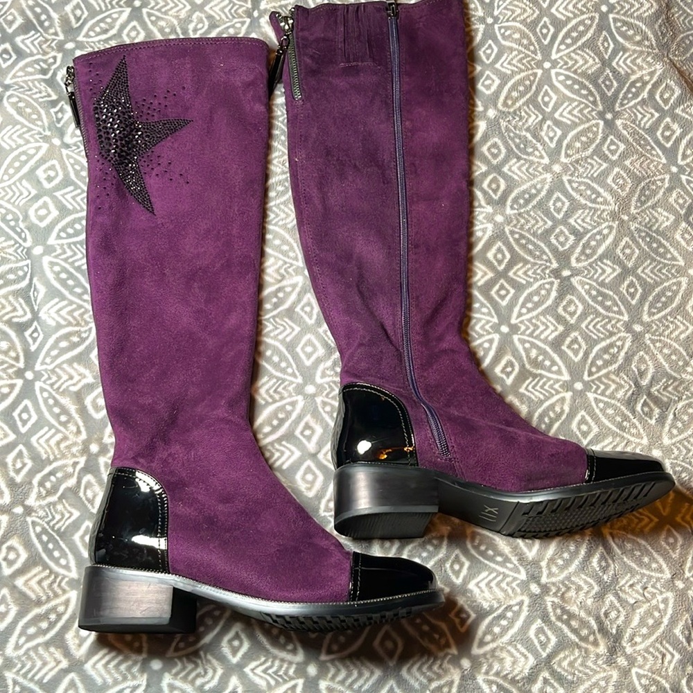 💙Azura 37 Kikapet European Boots. Deep plum,patent toe caps/heels, crystal star. - Picture 2 of 10